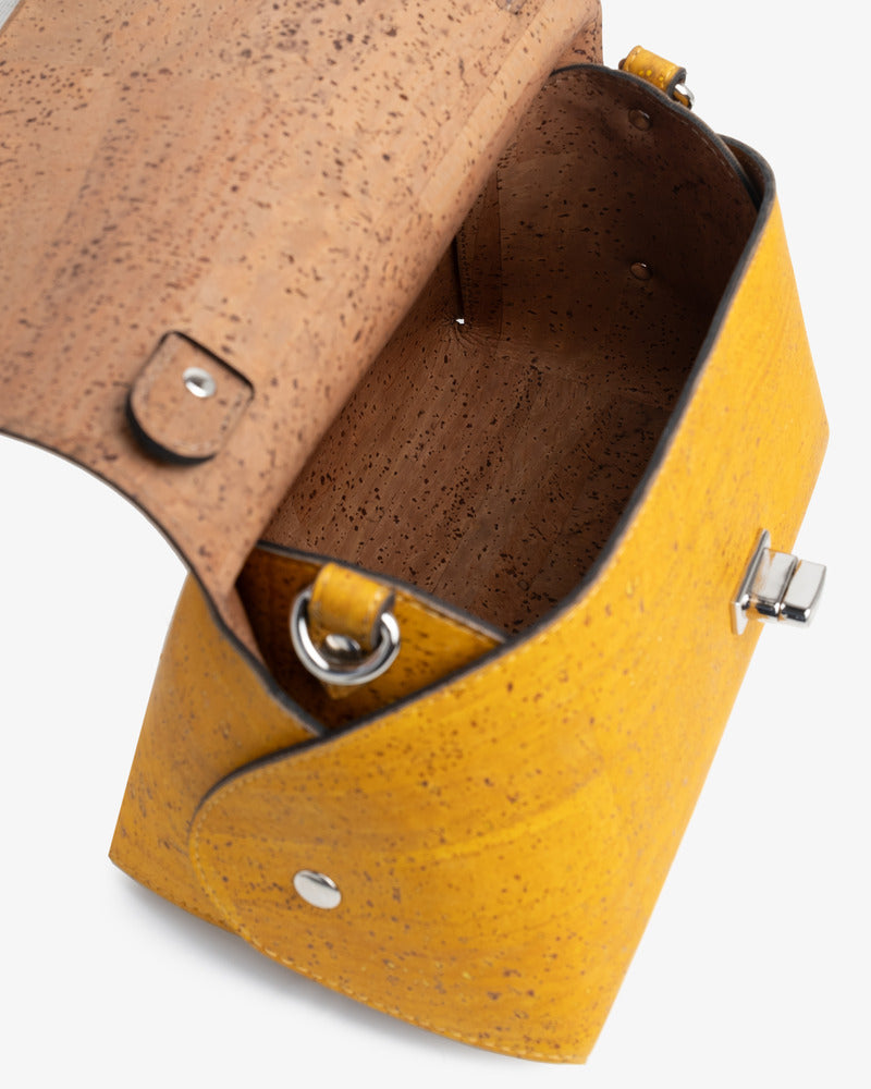 Structured silhouette  Yellow | Cork Bags