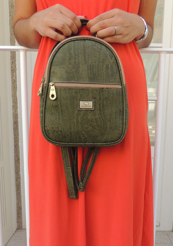 Small Green Cork Backpack - cultura-portuguesa